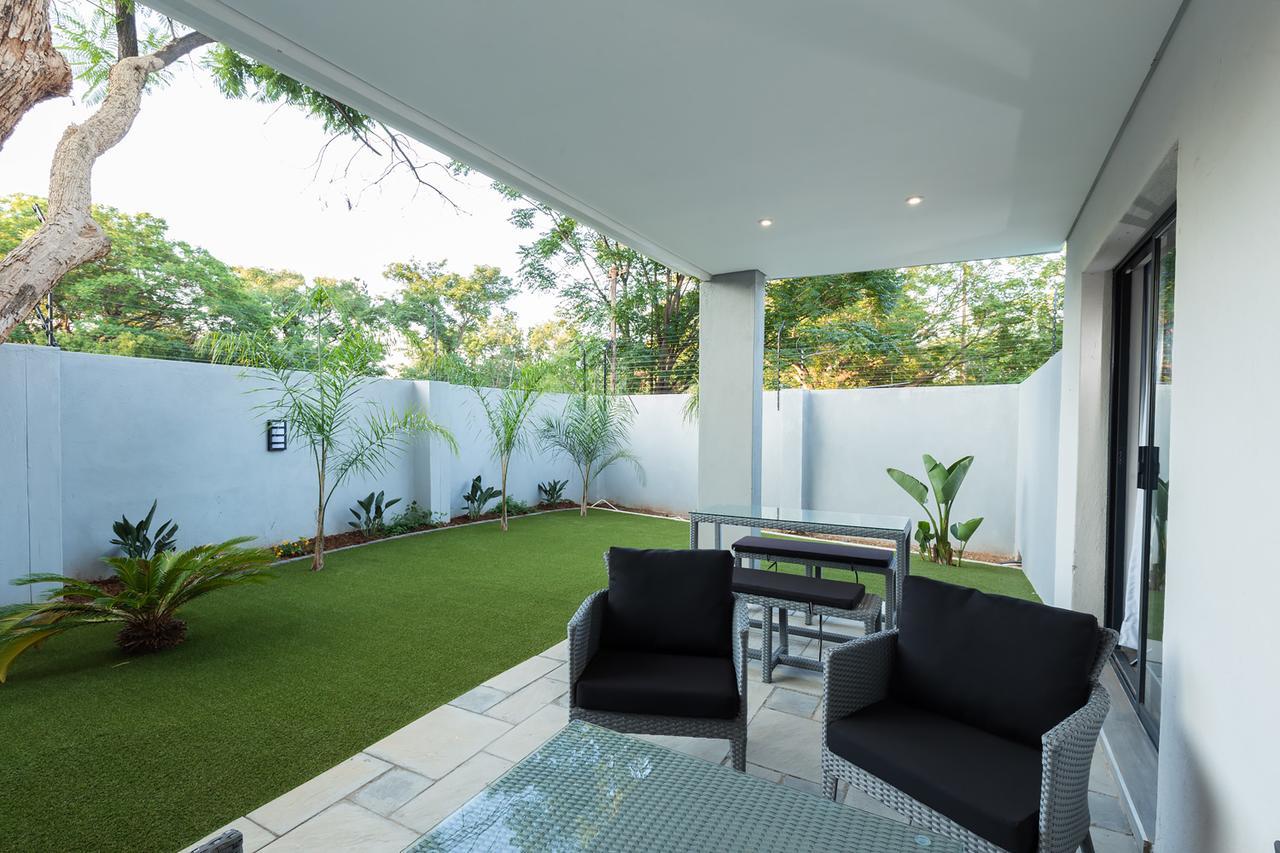 City Mews On Independence Gaborone Luaran gambar