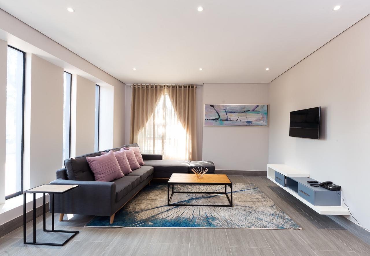 City Mews On Independence Gaborone Luaran gambar